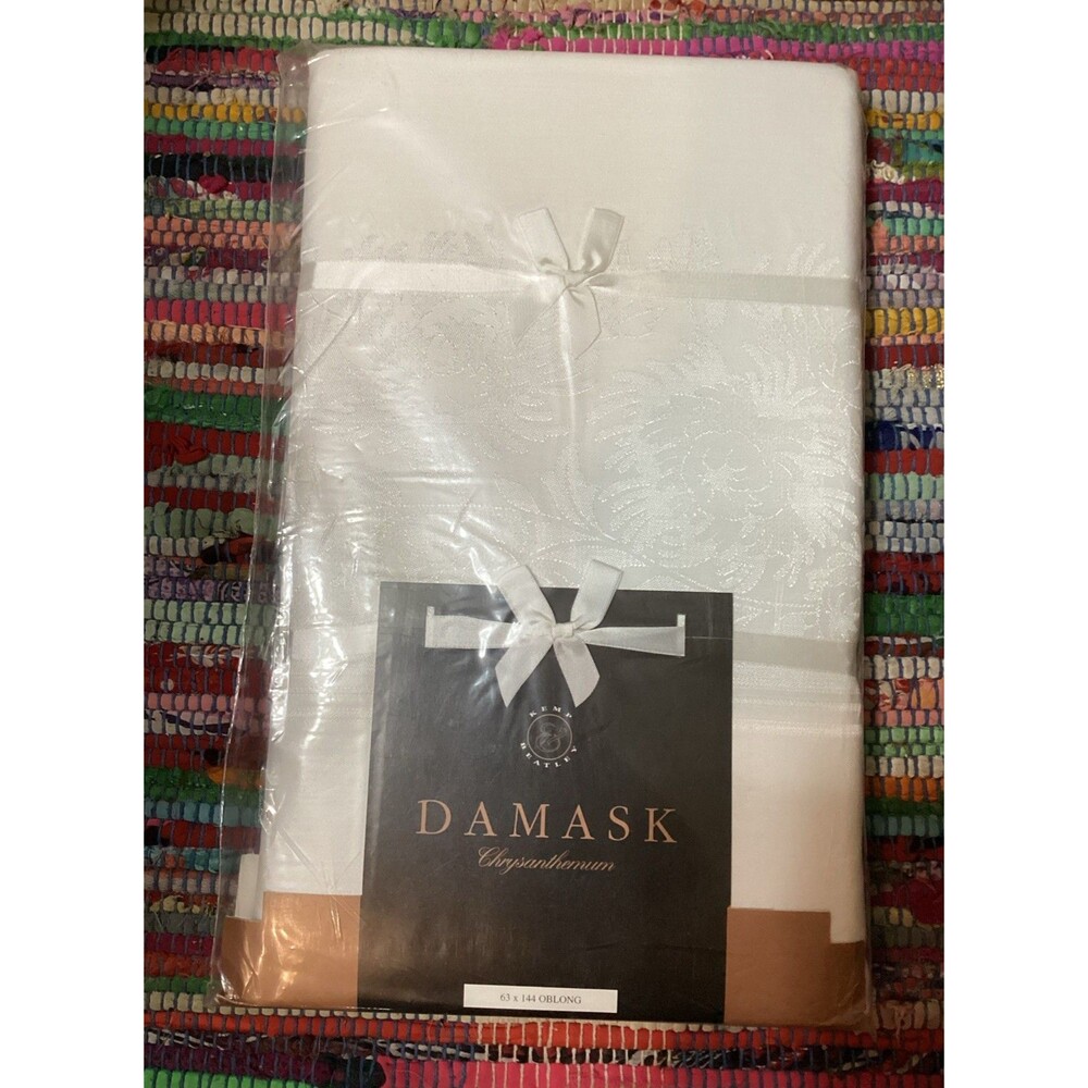 Vintage Kemp & Beatley White Damask Chrysanthemum Oblong Tablecloth 63x144" NEW